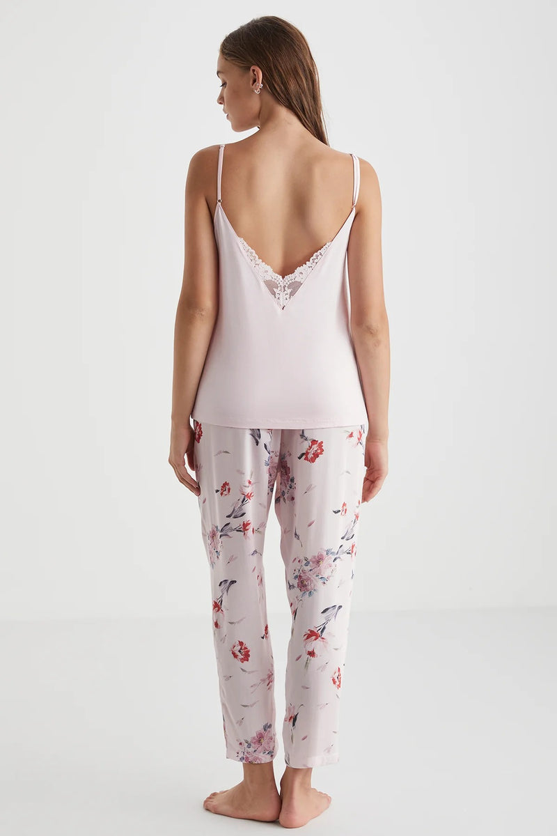 Powdered Elegance – 3-Piece Floral Set
