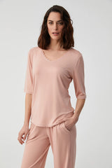 Delicate Peach – طقم Pajama Capri قطعتين "Intense Soft" – راحة أنثوية وأناقة منزلية