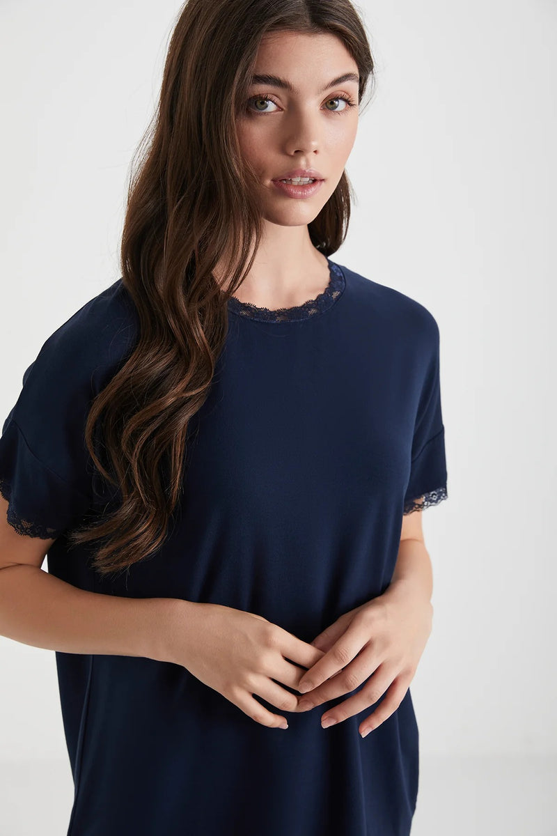 Soft textured capri suit