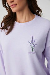 Lavender Serenity – طقم بيجاما كابري قطعتين “Relax Mood” – راحة عصرية وارتداء منزلي مريح