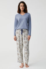 Winter Wild Rose – طقم من قطعتين – نعومة مهدّئة وانسجام راقٍ