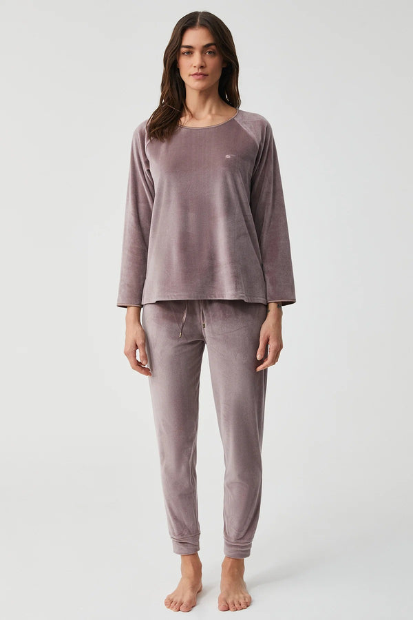 Misty Lilac – طقم من قطعتين – نعومة مهدّئة وراحة شاعرية