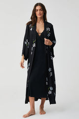 Nocturne Bloom – طقم قطعتين – غموض راقٍ وسحر خالد