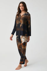 Amber Grace – طقم بيجاما بأزرار – هدوء ذهبي ولمسة حريرية