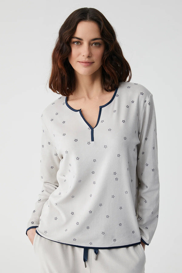 Anemone Star – طقم بيجاما من قطعتين – نعومة فلكية وراحة أنيقة