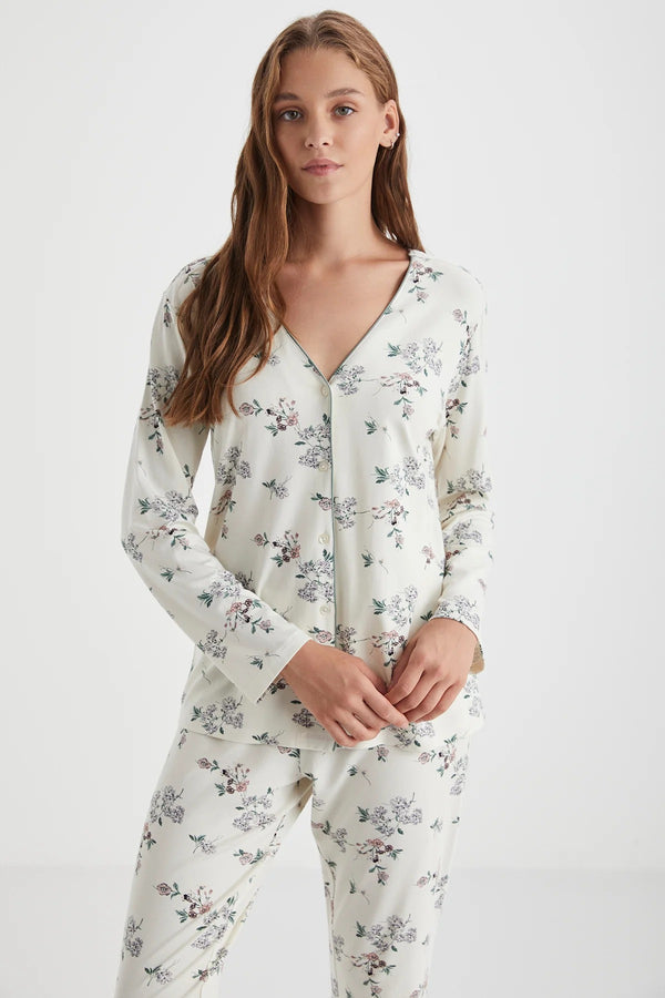 Gentle Night – Buttoned Pajama Set