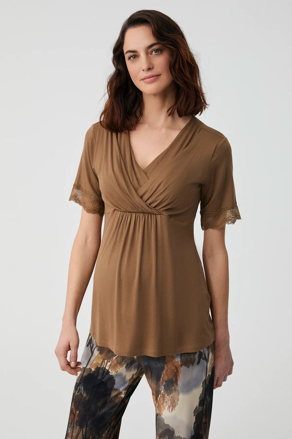 طقم بيجاما Earth Harmony للأمومة والرضاعة – راحة ناعمة وأناقة فنية