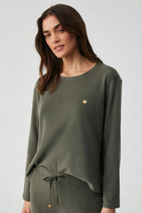 Emerald Calm – طقم من قطعتين – راحة يومية وأناقة راقية