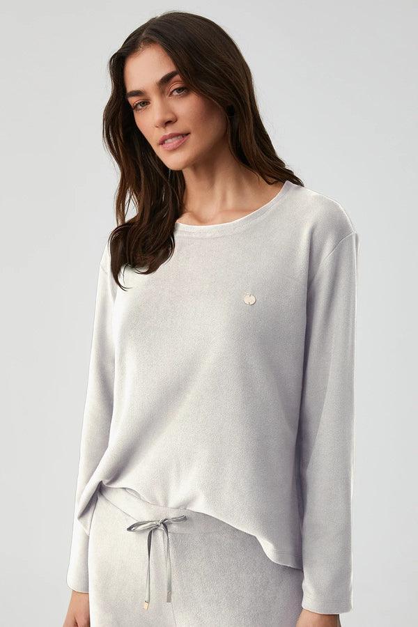 Pearl Whisper – طقم من قطعتين – أناقة حريرية وراحة خالدة