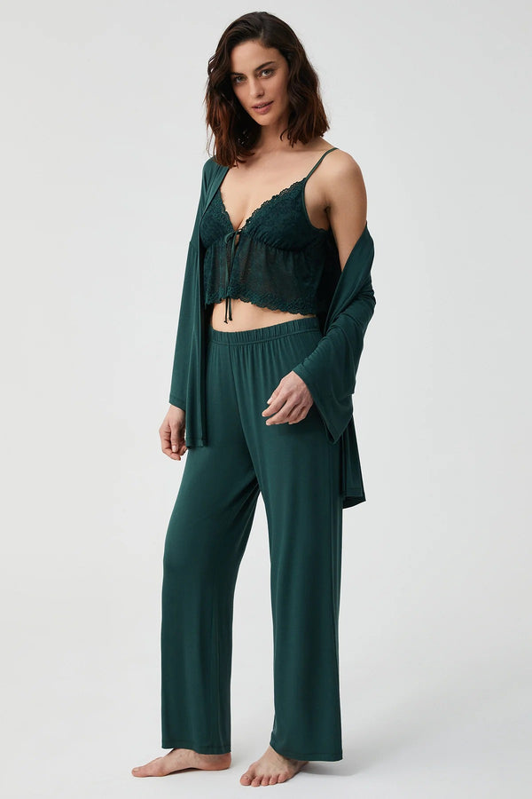 Secret Garden – طقم من 3 قطع باللون الأخضر الزمردي – جاذبية أنيقة وإغراء ناعم