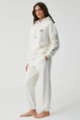 Desert Bloom – طقم Tracksuit قطعتين – رقيّ خفيف & نقاء أنيق