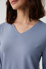 Winter Wild Rose – طقم من قطعتين – نعومة مهدّئة وانسجام راقٍ