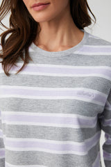 Winter Lavender – طقم بيجاما من قطعتين – بساطة شاعرية ونعومة غامرة