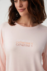 Moon Peony – طقم بيجاما قطعتين – أناقة ناعمة وأنوثة هادئة