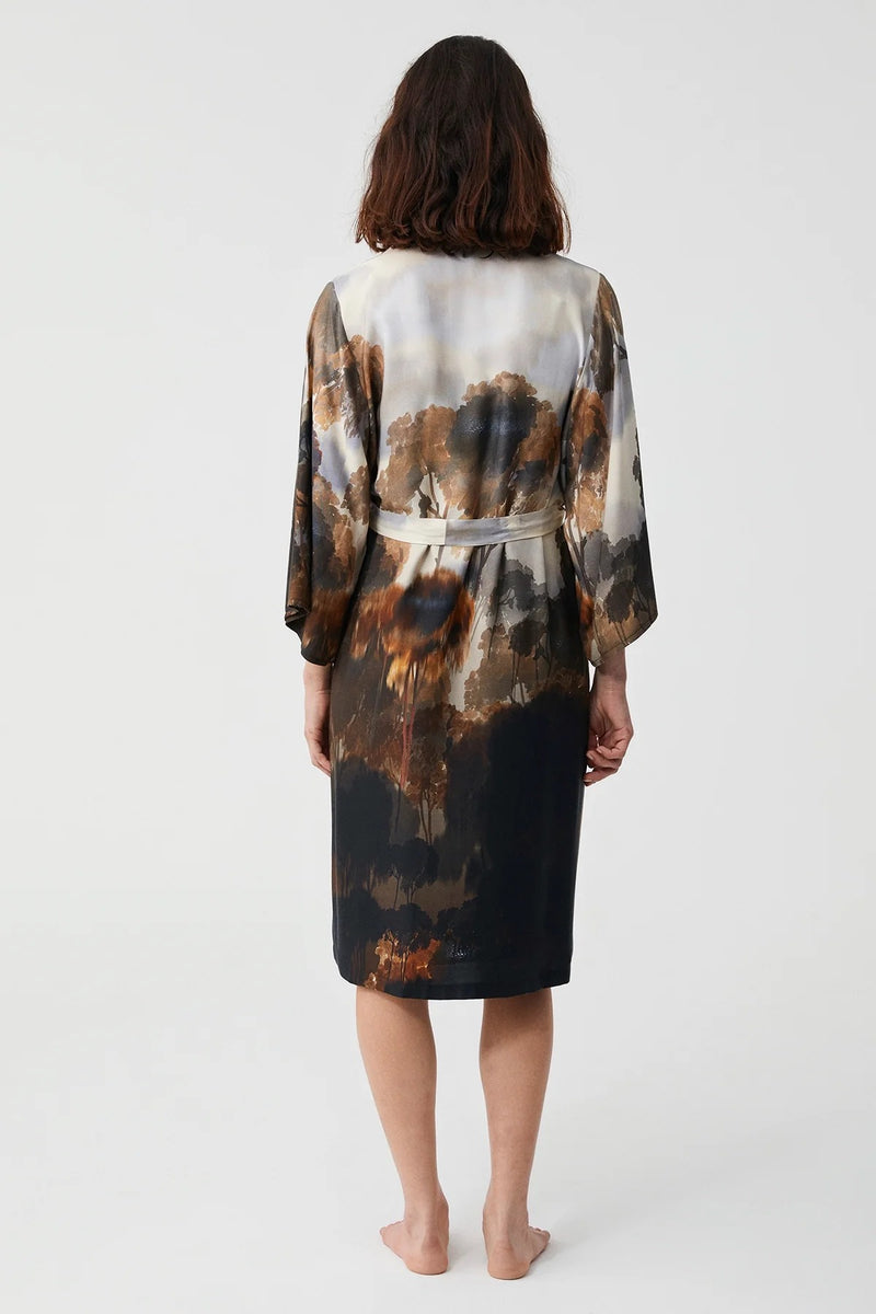 روب كيمونو للحوامل – لحظات الأمومة الهادئة