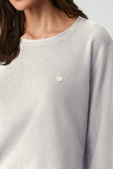 Pearl Whisper – طقم من قطعتين – أناقة حريرية وراحة خالدة