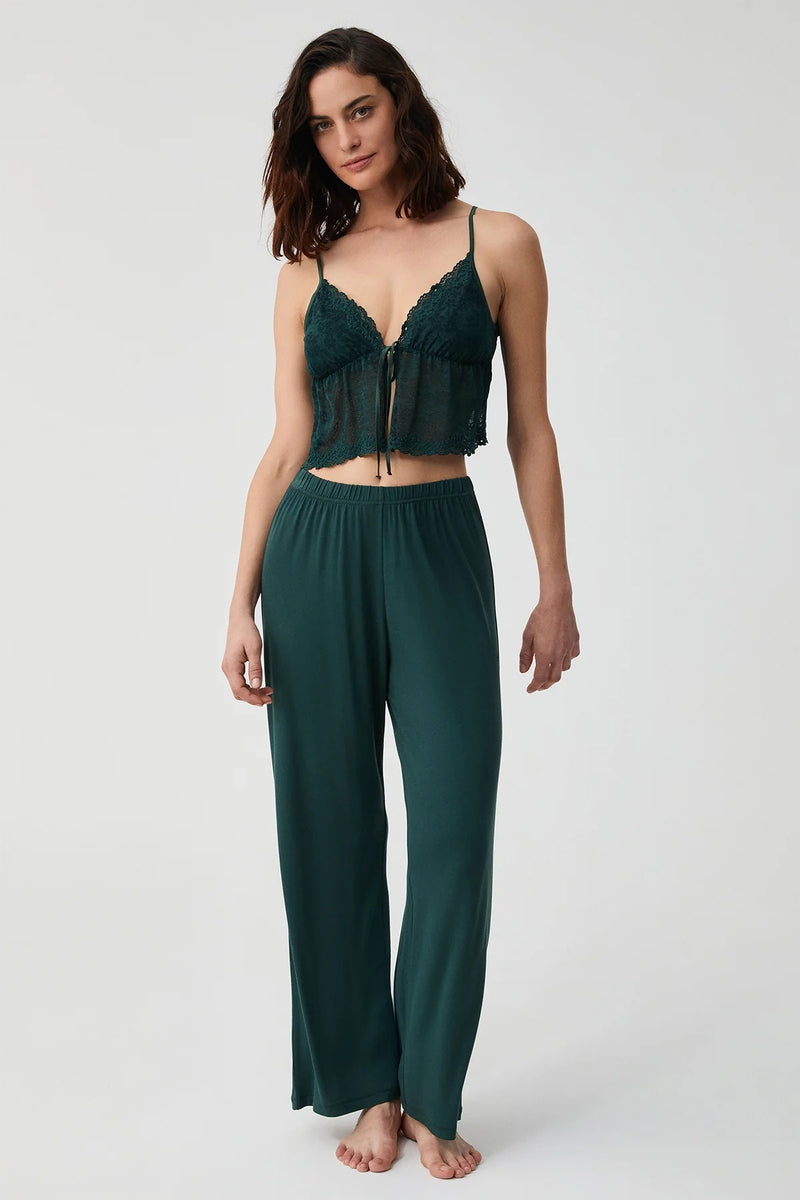 Secret Garden – طقم من 3 قطع باللون الأخضر الزمردي – جاذبية أنيقة وإغراء ناعم