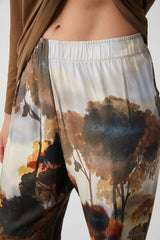 Amber Blossom – طقم من قطعتين – بساطة شاعرية ولمسة راقي