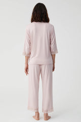 Rose Poudrée – طقم بيجاما قطعتين – نعومة حالمة وأناقة بودرية