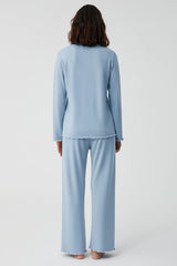 Moon Blue – طقم بيجاما قطعتين – أناقة هادئة ونعومة مريحة