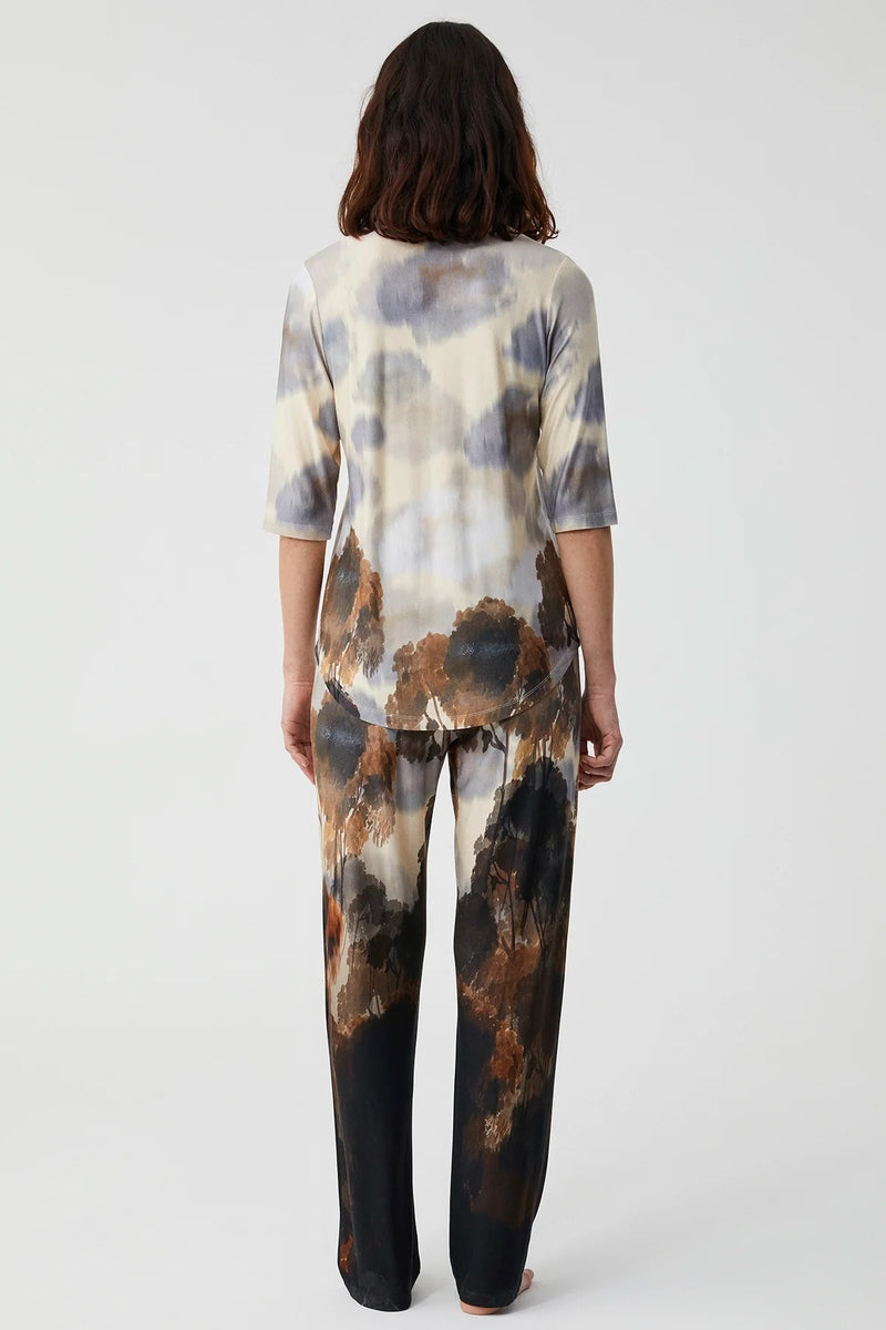 Dreamscape – طقم بيجاما للحوامل – سحر الغابة الضبابية وراحة فائقة