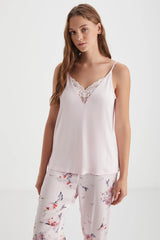 Powdered Elegance – 3-Piece Floral Set