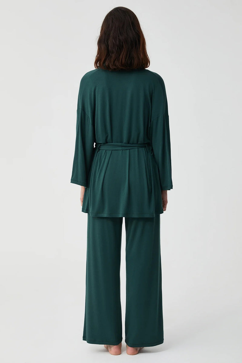 Secret Garden – طقم من 3 قطع باللون الأخضر الزمردي – جاذبية أنيقة وإغراء ناعم